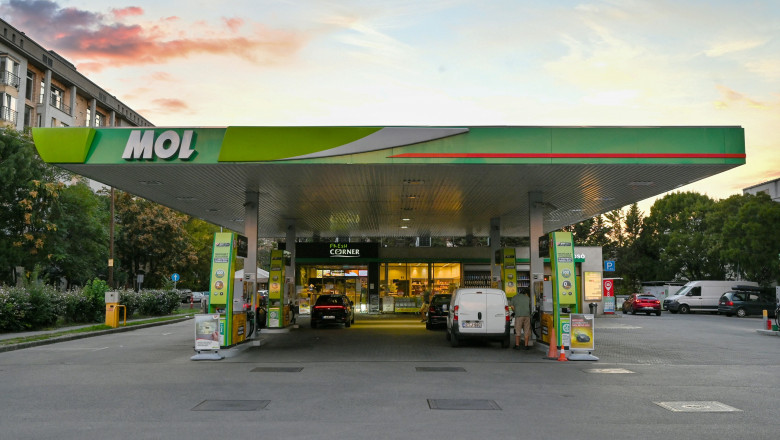benzinărie MOL din Budapesta, Ungaria