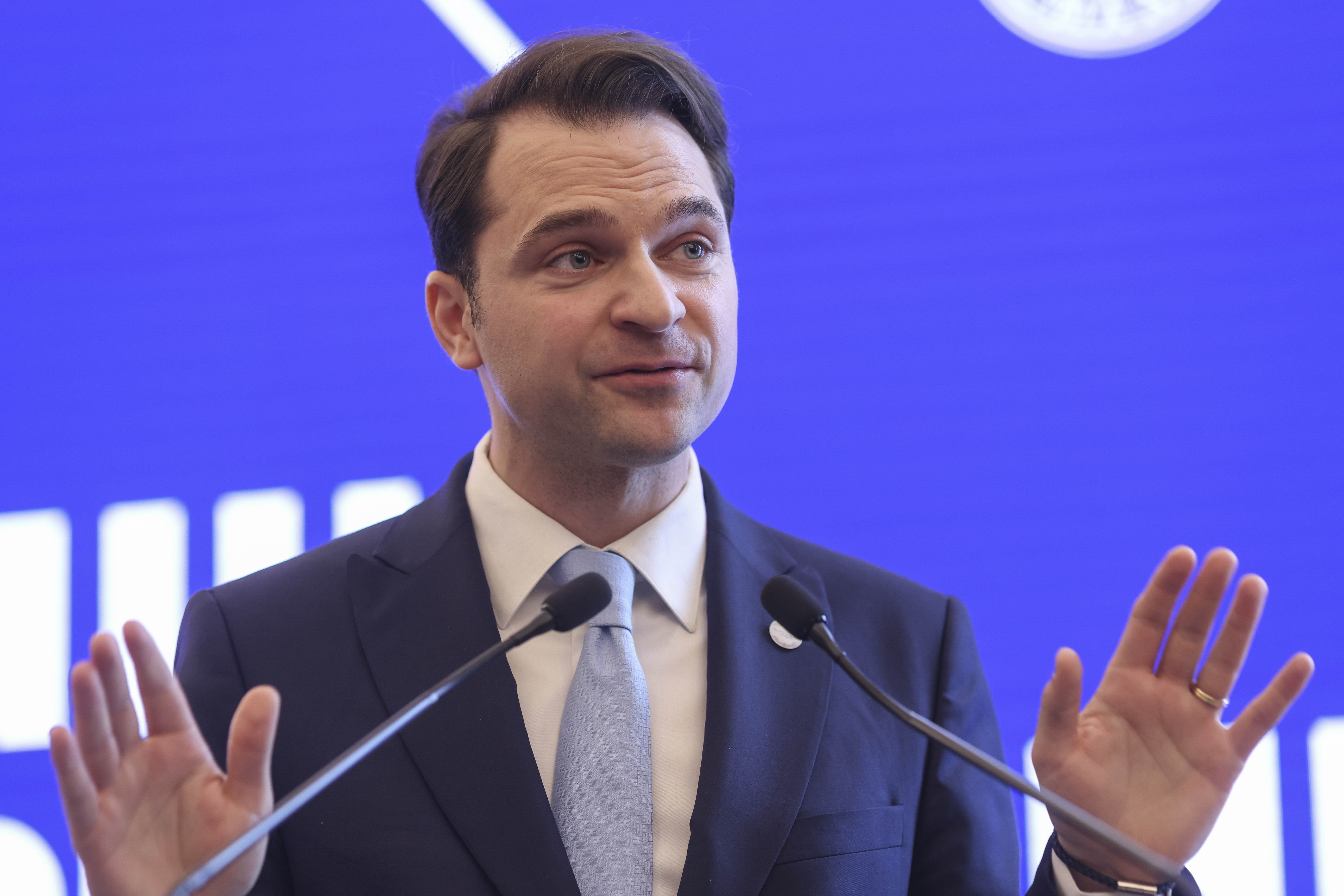 Burduja: Dacă va fi o iarnă normală, o vom trece doar cu gaz românesc. Dacă nu, există variante, prima este gazul din Azerbaidjan