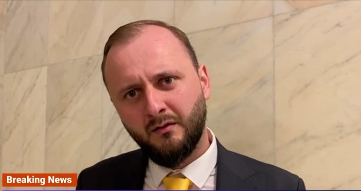 Explicația halucinantă a deputatului AUR care a amenințat cu cuțitele la protest: "În Maramureș cuțitul se poartă tradițional la brâu"