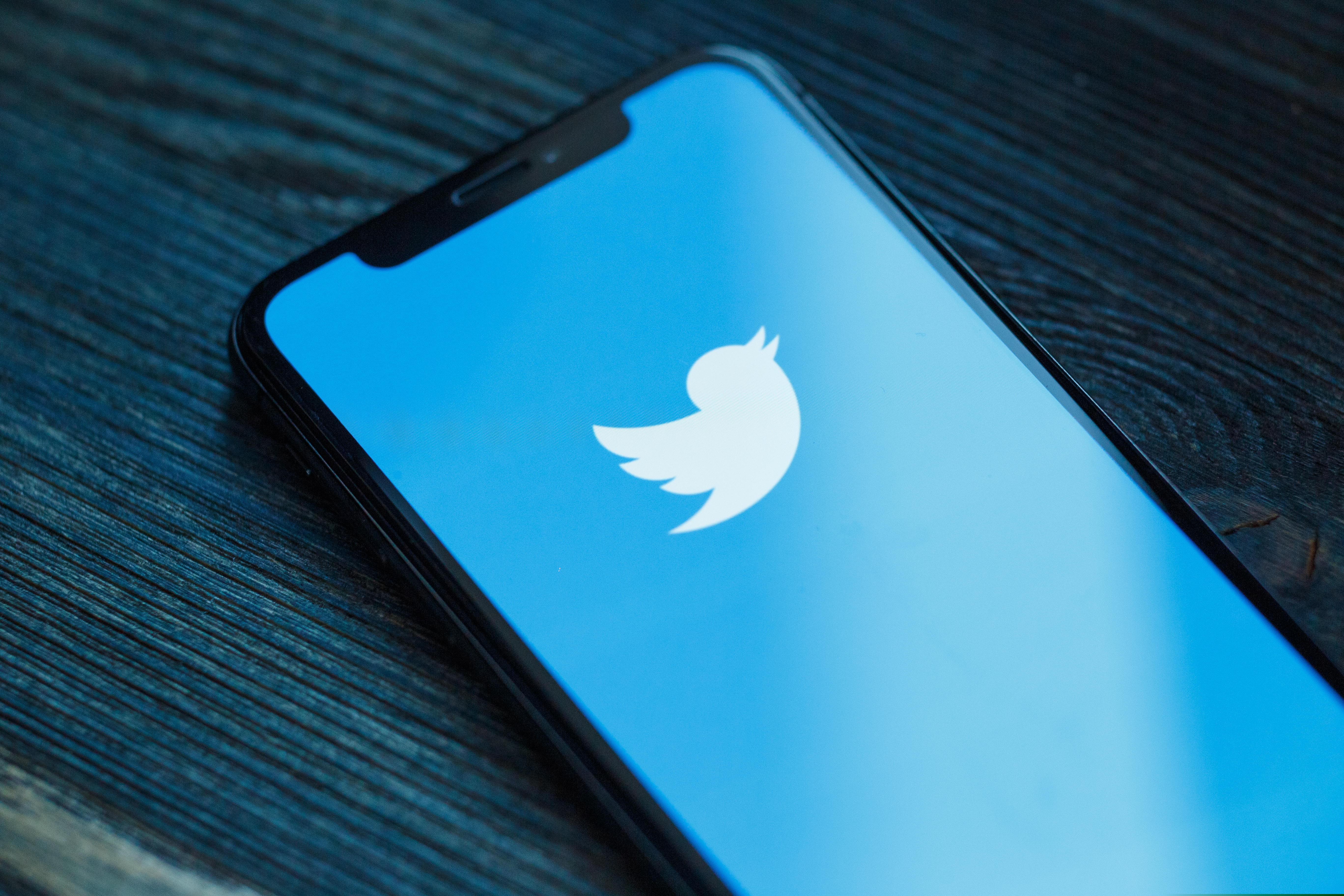 Musk limitează accesul la conținutul Twitter. Câte postări mai poate vedea un utilizator în fiecare zi