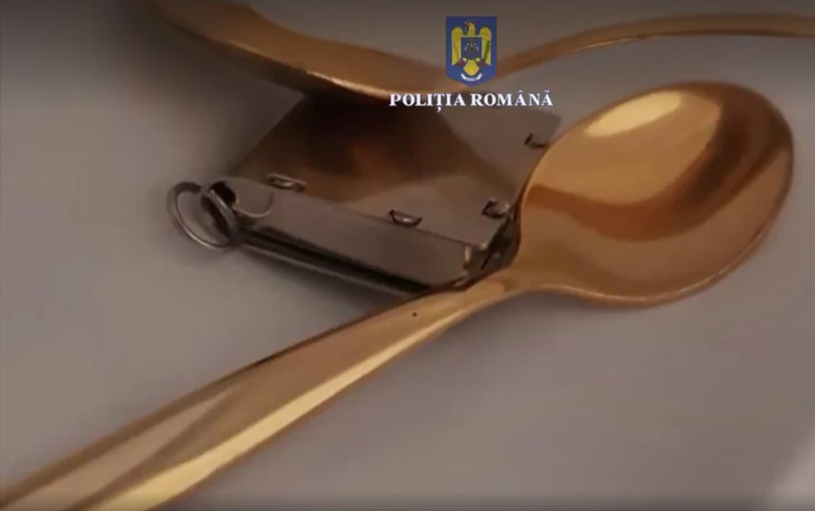 Moaște furate din centrul Capitalei: Un tânăr de 25 de ani a dat spargeri în mai multe biserici din București