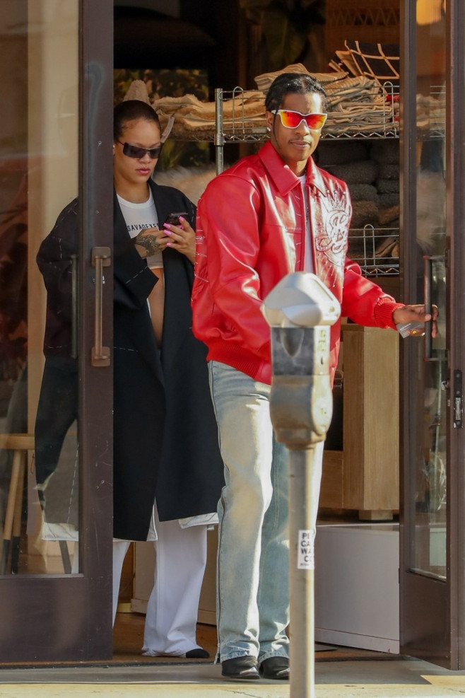 *EXCLUSIVE* Pregnant Rihanna is all smiles as she and A$AP Rocky go shopping in West Hollywood