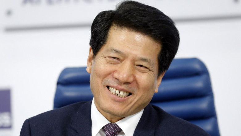 Li Hui, fostul ambasador al Chinei la Moscova, participă la o întâlnire cu presa la Moscova, pe 13 decembrie 2017.