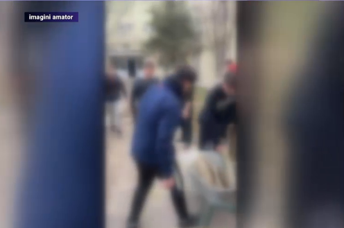 Situație revoltătoare la un liceu din Constanța. Elevi puși la muncă silnică, în loc să învețe