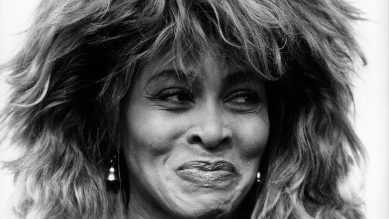 tina turner portret alb negru