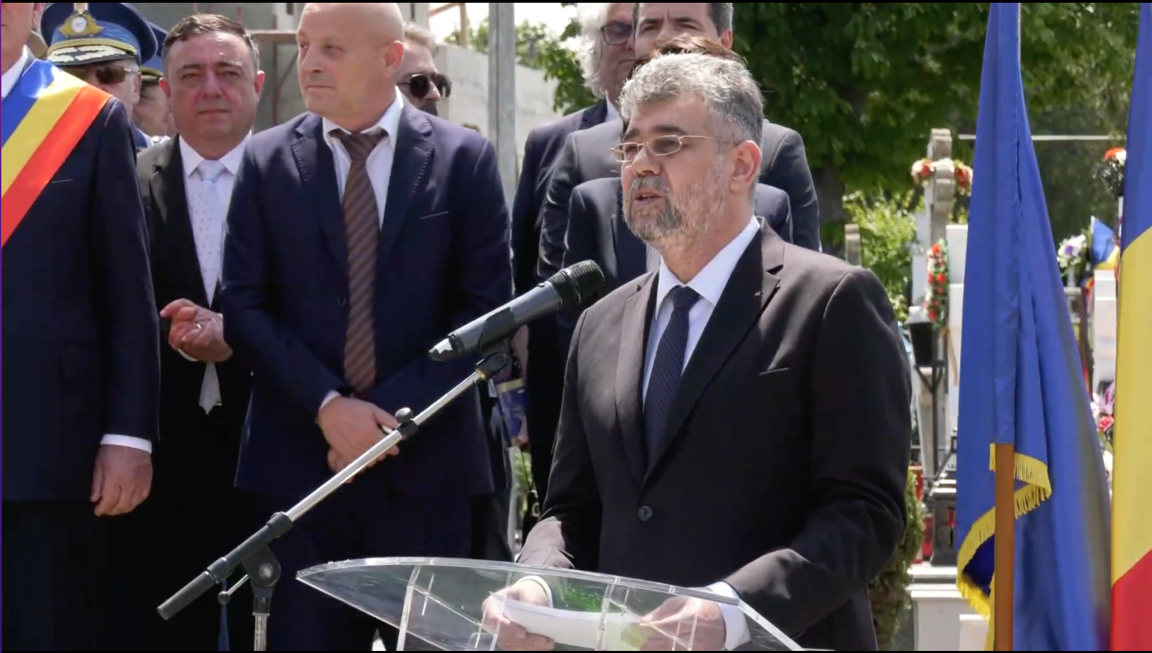 Marcel Ciolacu, huiduit de profesori la Buzău, „în această zi sfântă de Înălțare”