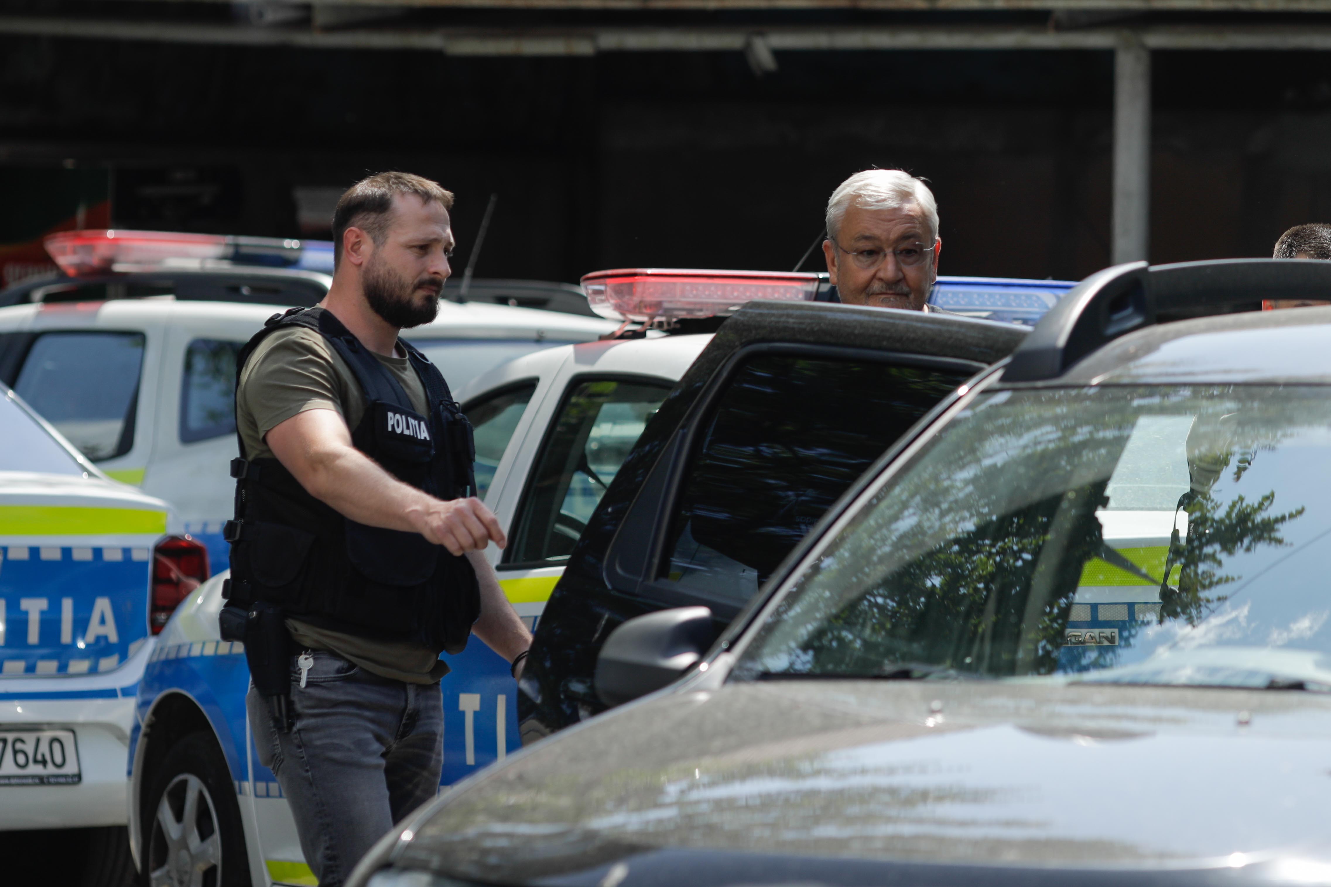 Trei condamnați celebri ies din închisoare: Sebastian Vlădescu, Ionuţ Costea și Darius Vâlcov urmează să fie eliberați