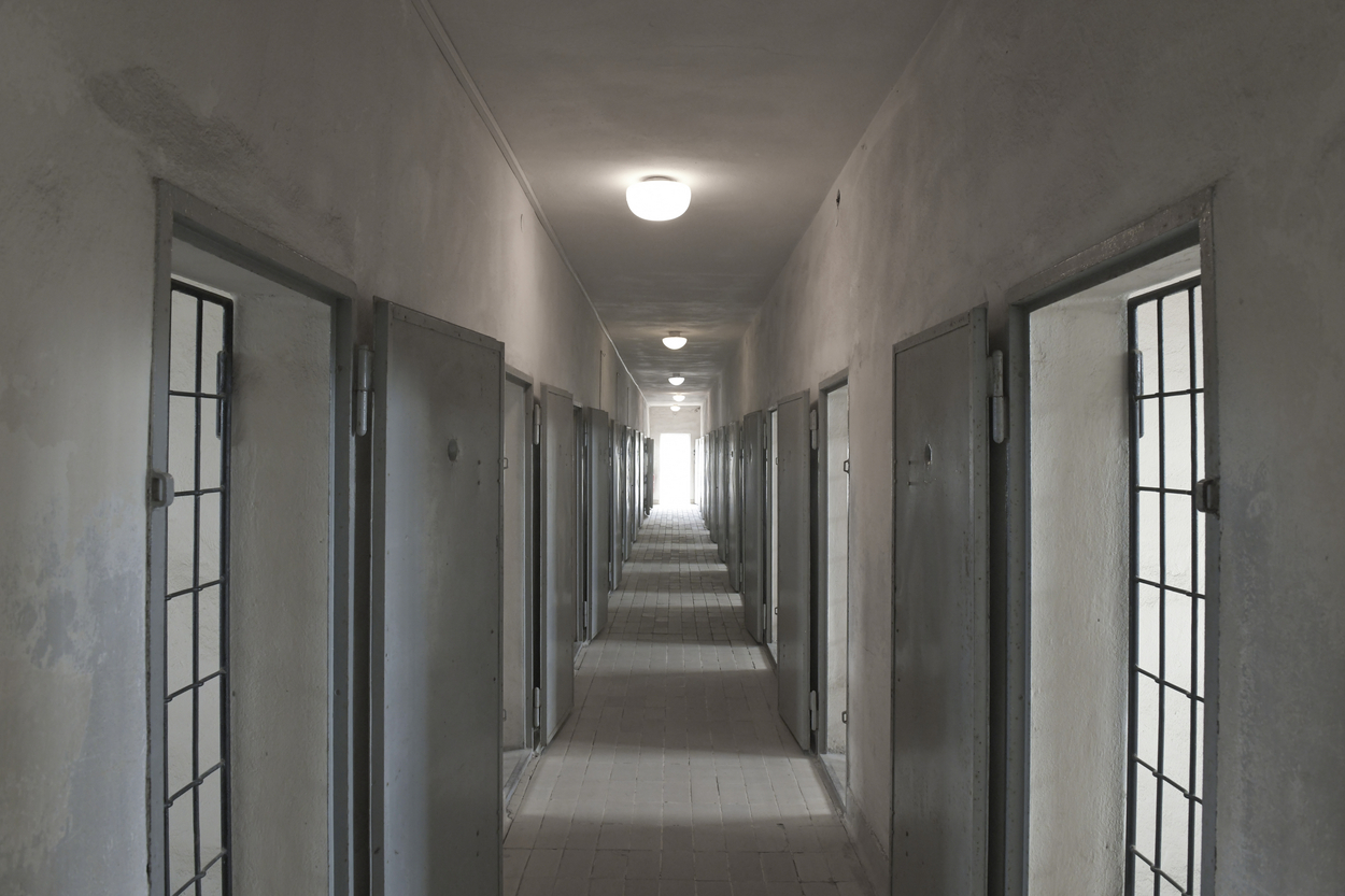 Ministerul Justiției construiește două penitenciare noi de 1.900 de locuri