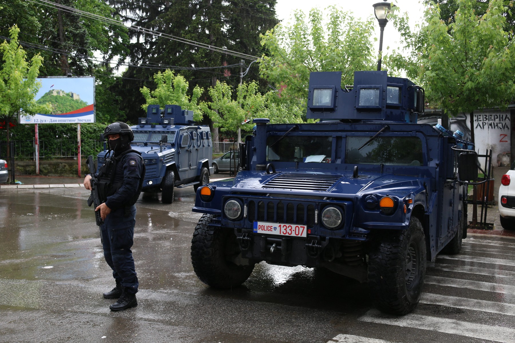 Președintele Serbiei a pus armata în alertă maximă din cauza tensiunilor din Kosovo