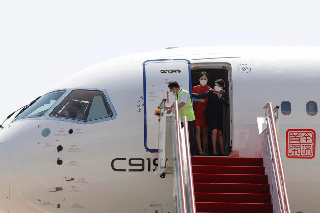 c919 (6)