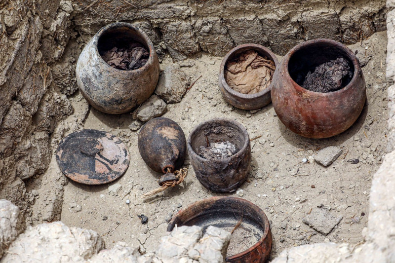 EGYPT SAQQARA ARCHAEOLOGY MUMMIFICATION WORKSHOPS AND TOMBS