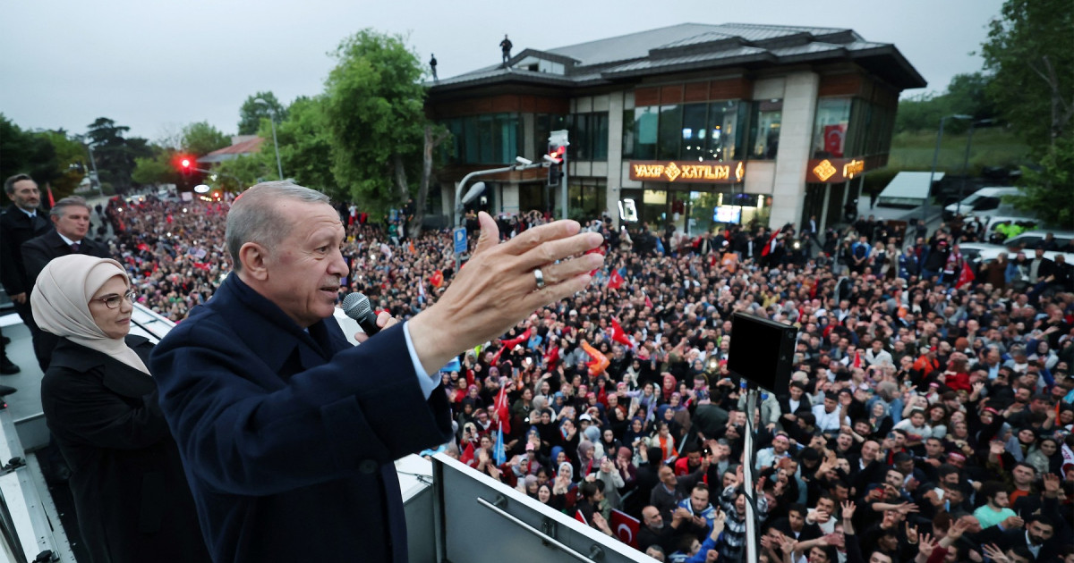 Erdogan a cântat de bucurie cu susținătorii săi și le-a spus că vor fi împreună până la moarte. „La revedere, Kemal!”