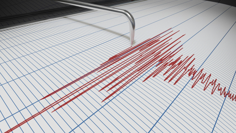seismograf care inregistreaza un cutremur