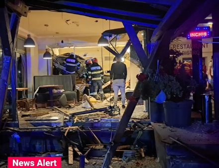 O mașină a intrat într-un restaurant din Cluj. Patru oameni răniți