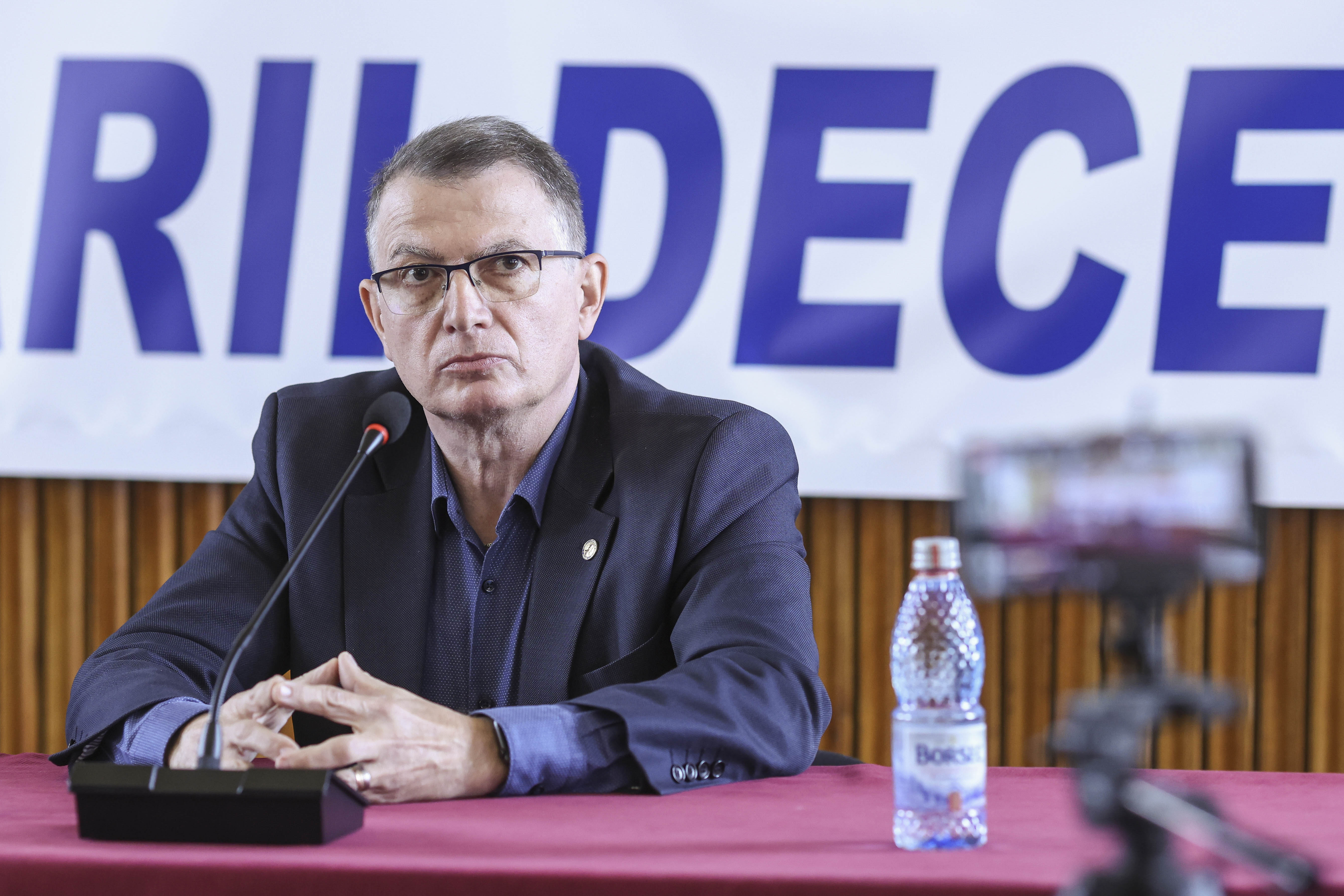 Guvernul anunță pe site negocieri cu profesorii de la 12.00. Marius Nistor: Care negocieri?
