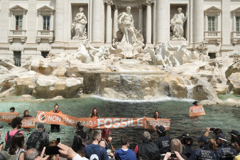 fontana di trevi