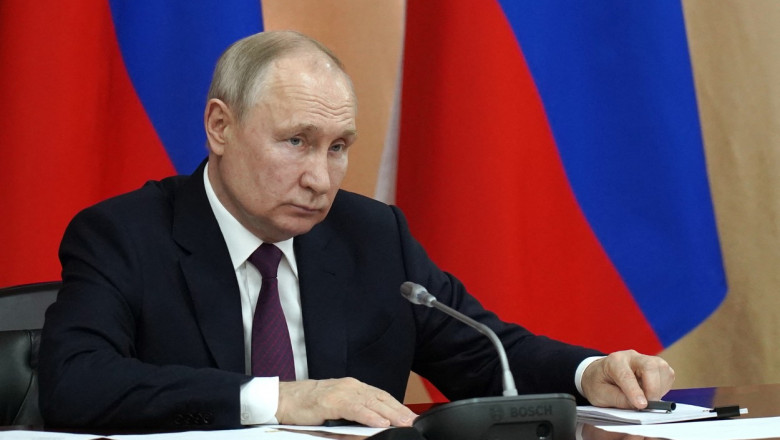 Președintele Rusiei Vladimir Putin participă la o ședință a Consiliului de Relații Interetnice în Piatigorsk, Rusia, pe 19 mai 2023.