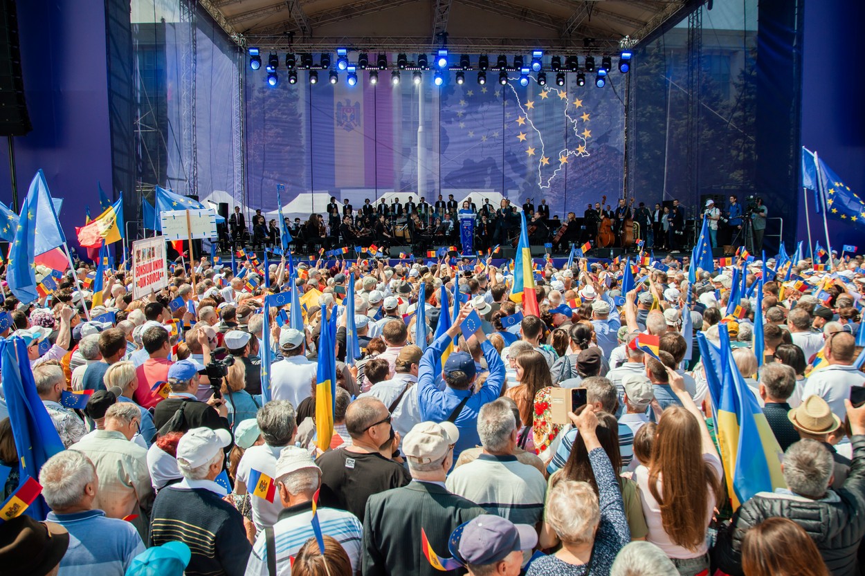 Propagandistul rus Vladimir Soloviov a folosit o fotografie cu mitingul de la Chișinău susținând că e un protest în Găgăuzia