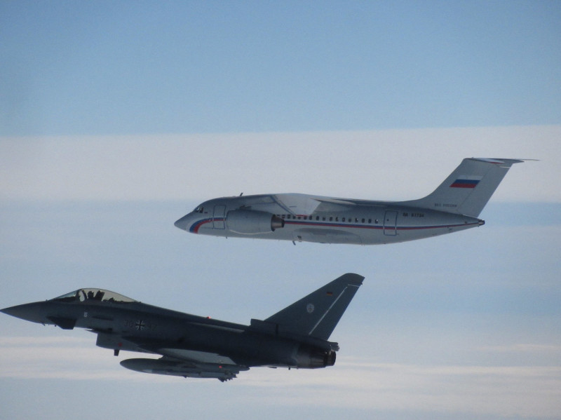 misiune de interceptare a unui avion rusesc
