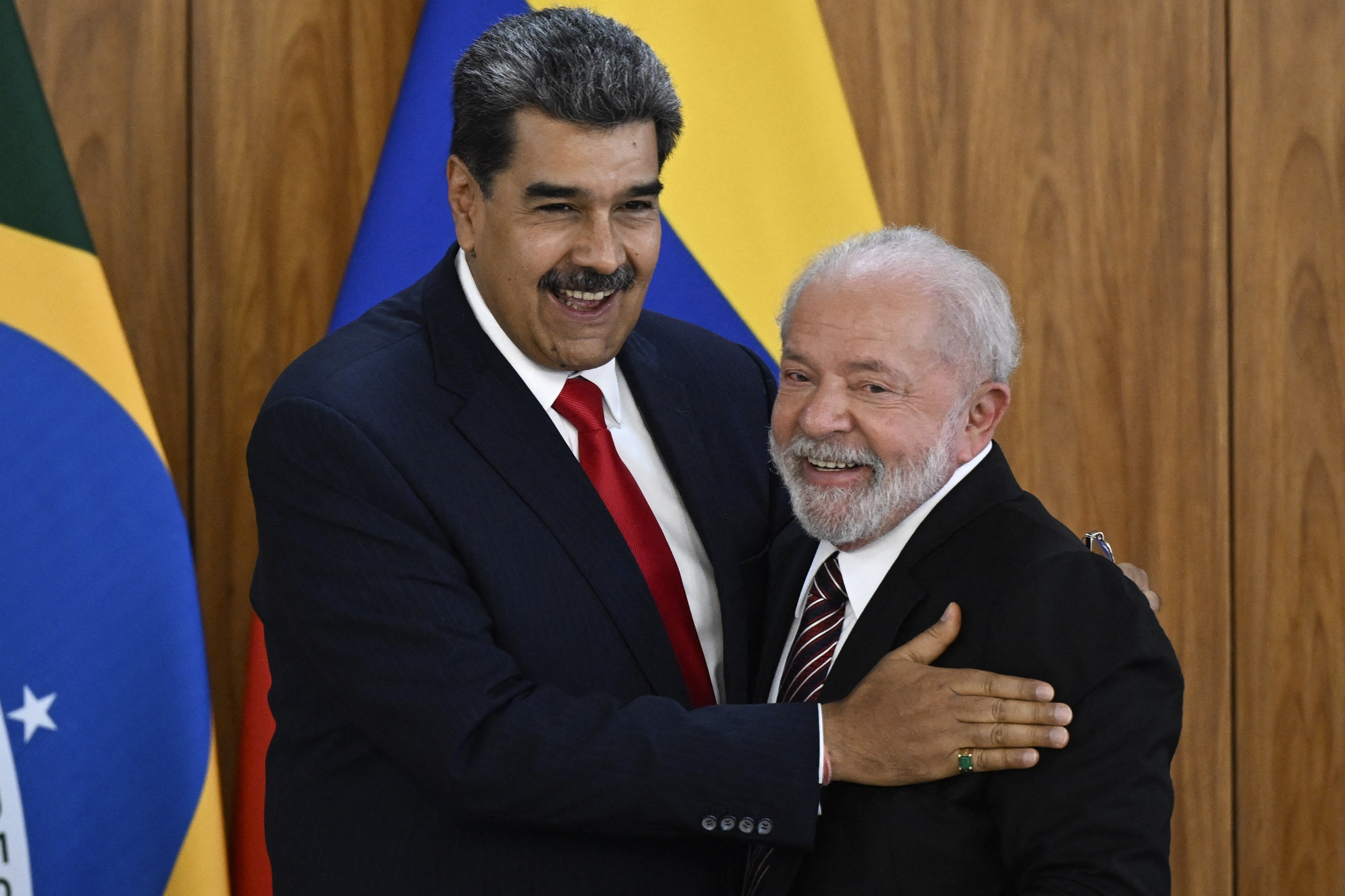 Lula l-a primit pe Maduro în Brazilia din nou după opt ani și a criticat SUA pentru „sancțiunile extrem de exagerate”