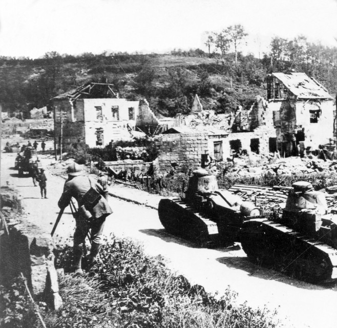 French Renault tanks going through Vaux.