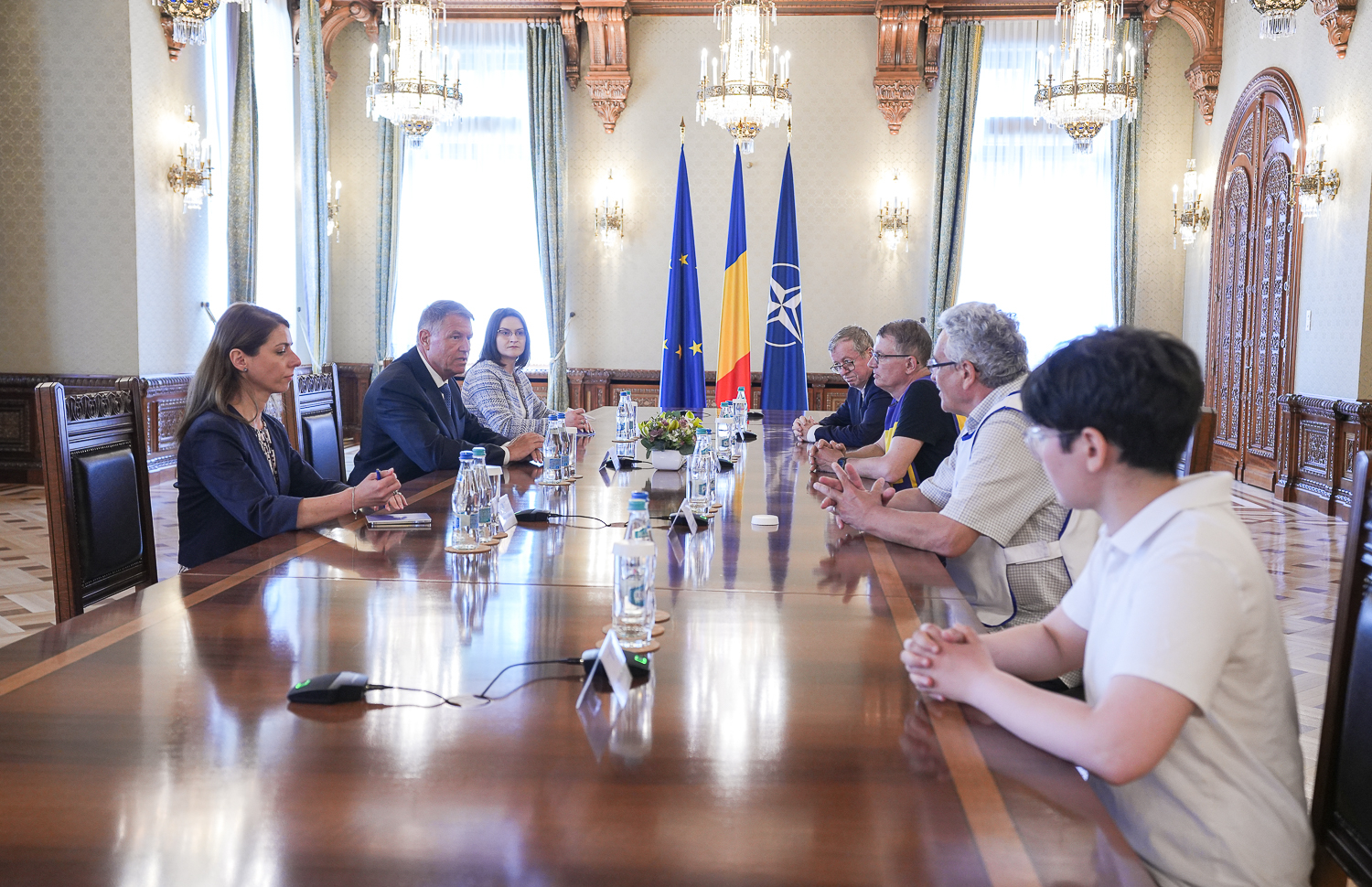 Greva în Educație continuă. Ce le-a promis președintele Klaus Iohannis profesorilor. Lider de sindicat: „O discuție constructivă”