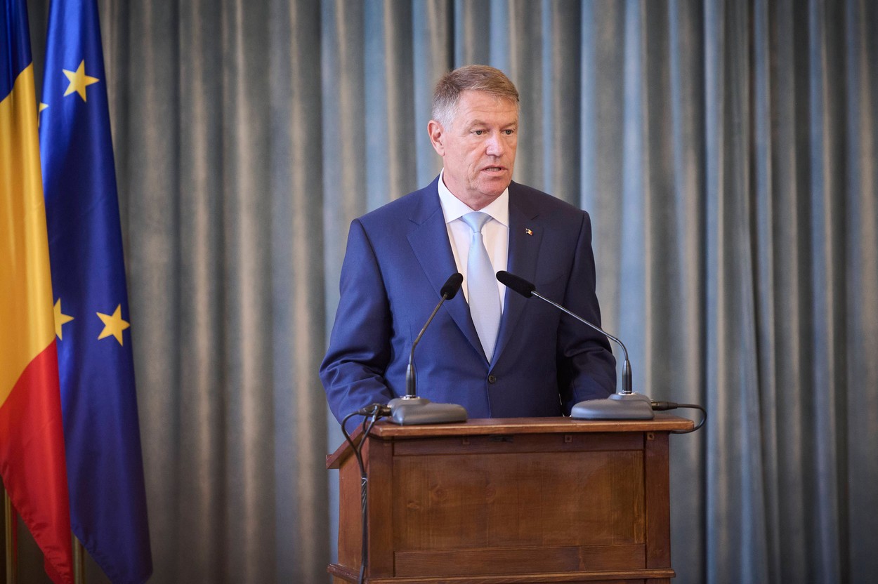Klaus Iohannis condamnă distrugerea barajului Nova Kahovka: "Este o altă crimă de război a Rusiei"