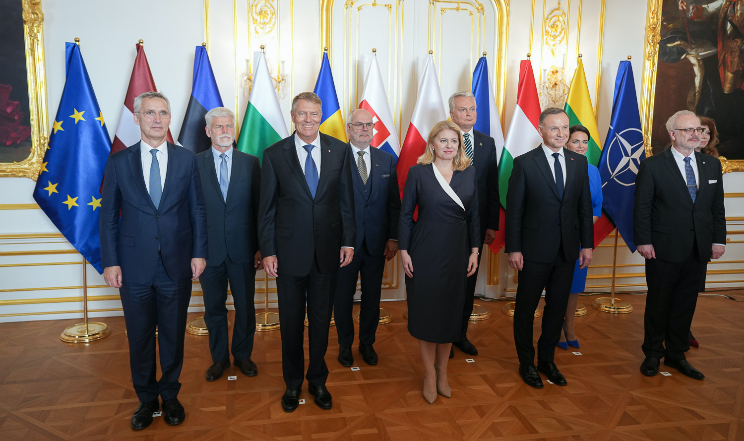 Declaraţia comună a liderilor formatului Bucureşti 9: „Susţinem cu fermitate aspiraţiile euroatlantice ale Ucrainei”