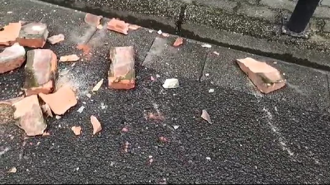 VIDEO Momentul în care s-a produs cutremurul din Arad. Mai multe clădiri au fost avariate