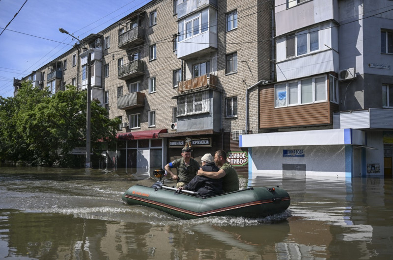 inundatii baraj Kahovka (3)