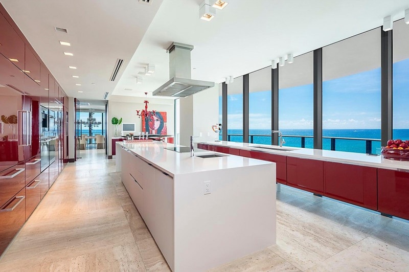 Leo Messi Buys a Miami Luxury Condo For $7.3 Million Dollars