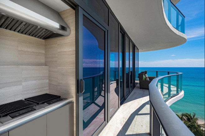 Leo Messi Buys a Miami Luxury Condo For $7.3 Million Dollars