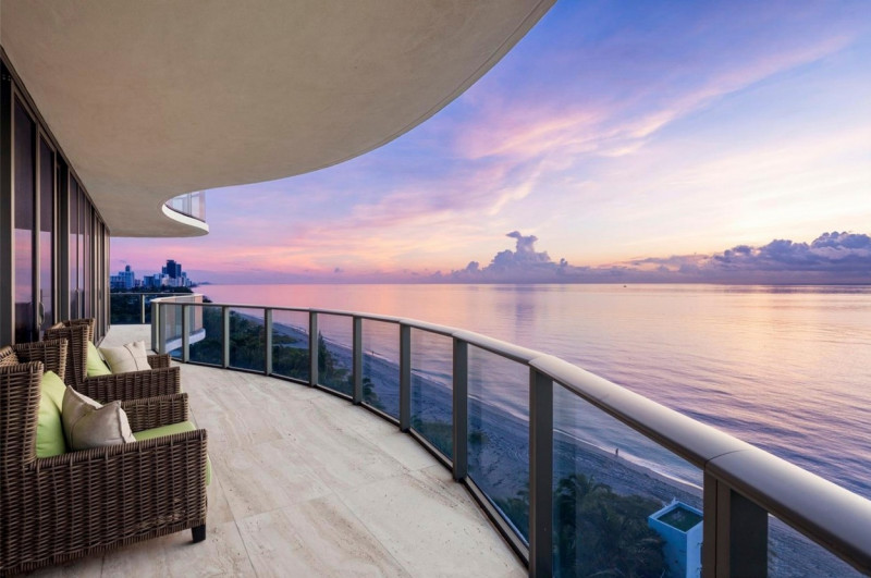 Leo Messi Buys a Miami Luxury Condo For $7.3 Million Dollars