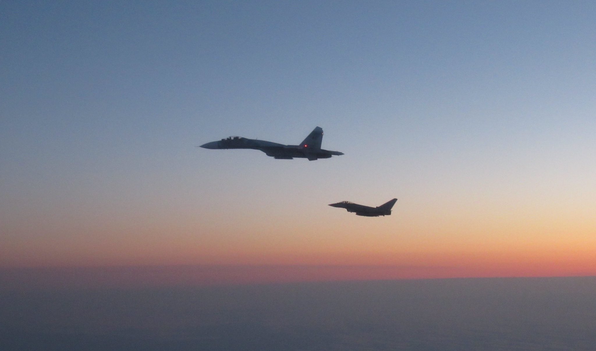 Avioane rusești interceptate în apropiere de spațiul aerian al Suediei