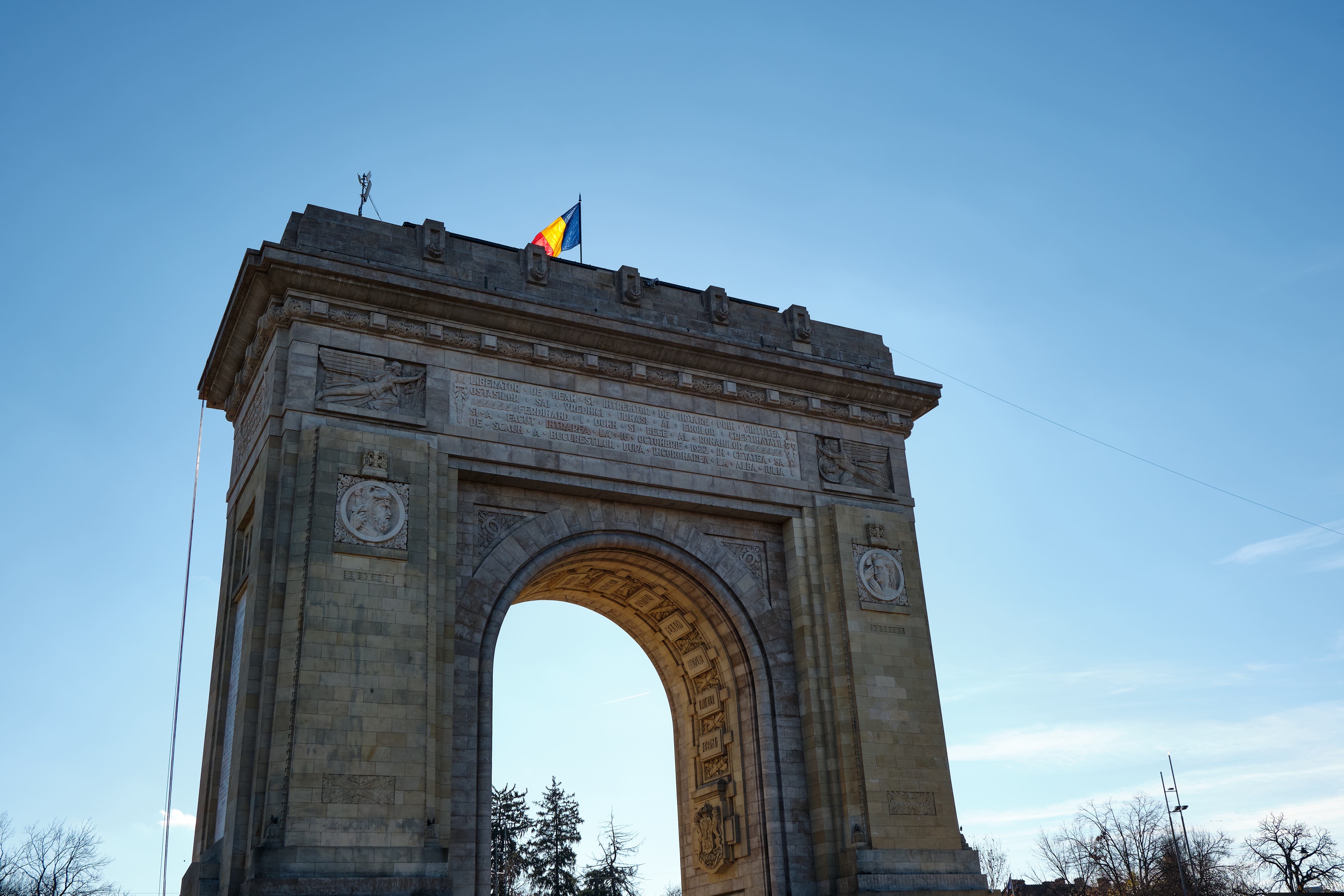 Arcul de Triumf s-a deschis pentru vizitatori din acest weekend. Care este programul