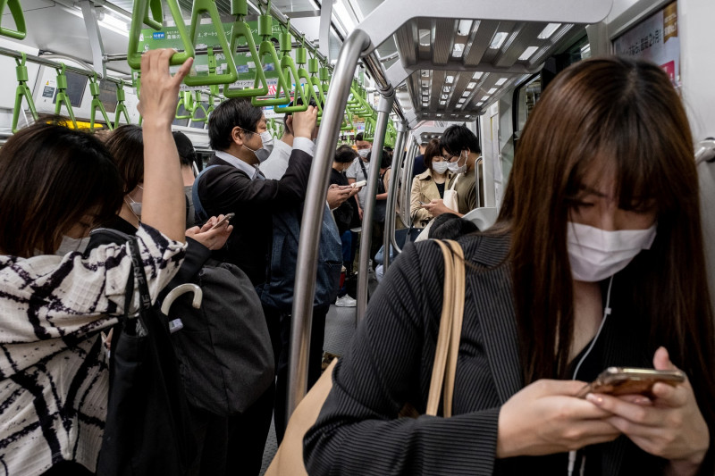 aglomerație la metroul de la Tokyo