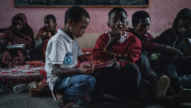 Ajutorul umanitar pentru Etiopia a fost oprit după ce s-a descoperit că alimentele erau furate