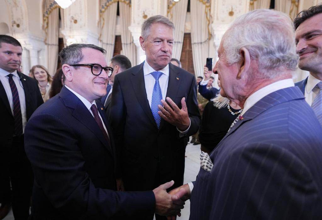Regele Charles a cerut să îl cunoască pe directorul SRI. „Vreau să-i strâng mâna”