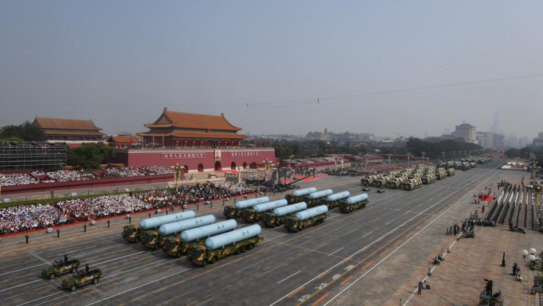 Rachete de tip Dongfeng-31AG sunt prezentate în timpul unei parade militare la Beijing, pe 1 octombrie 2019.