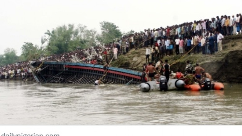 barca scufundata in nigeria