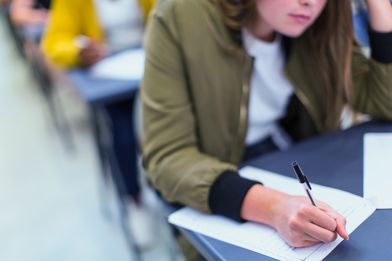 Reguli la examenul de Evaluare Națională 2023. Ce obiecte sunt interzise în sălile de examen