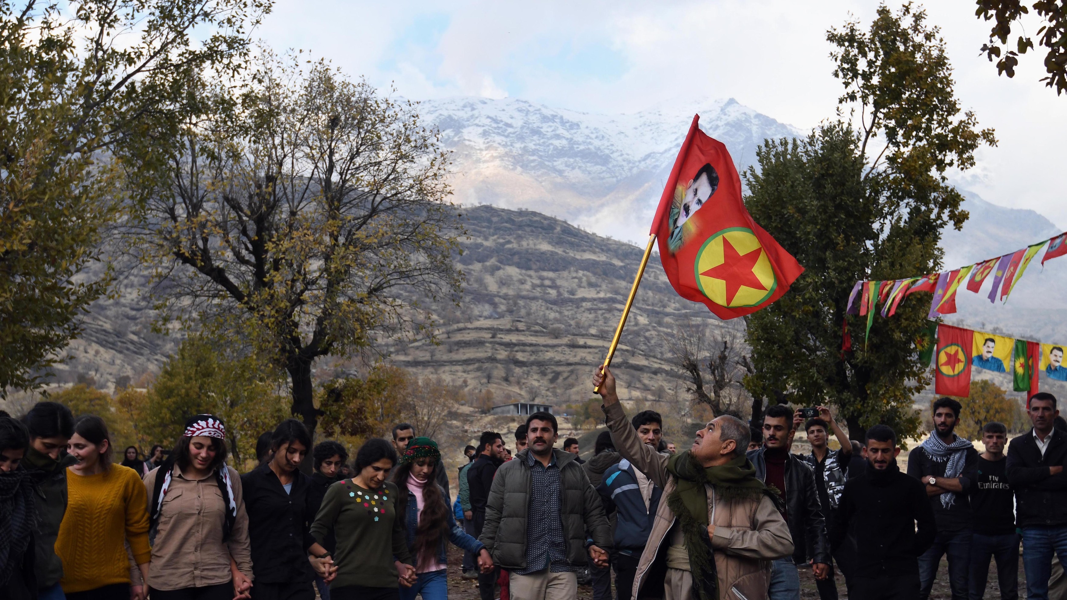 Gruparea kurdă PKK declară armistițiu cu Turcia, după 40 de ani de conflict