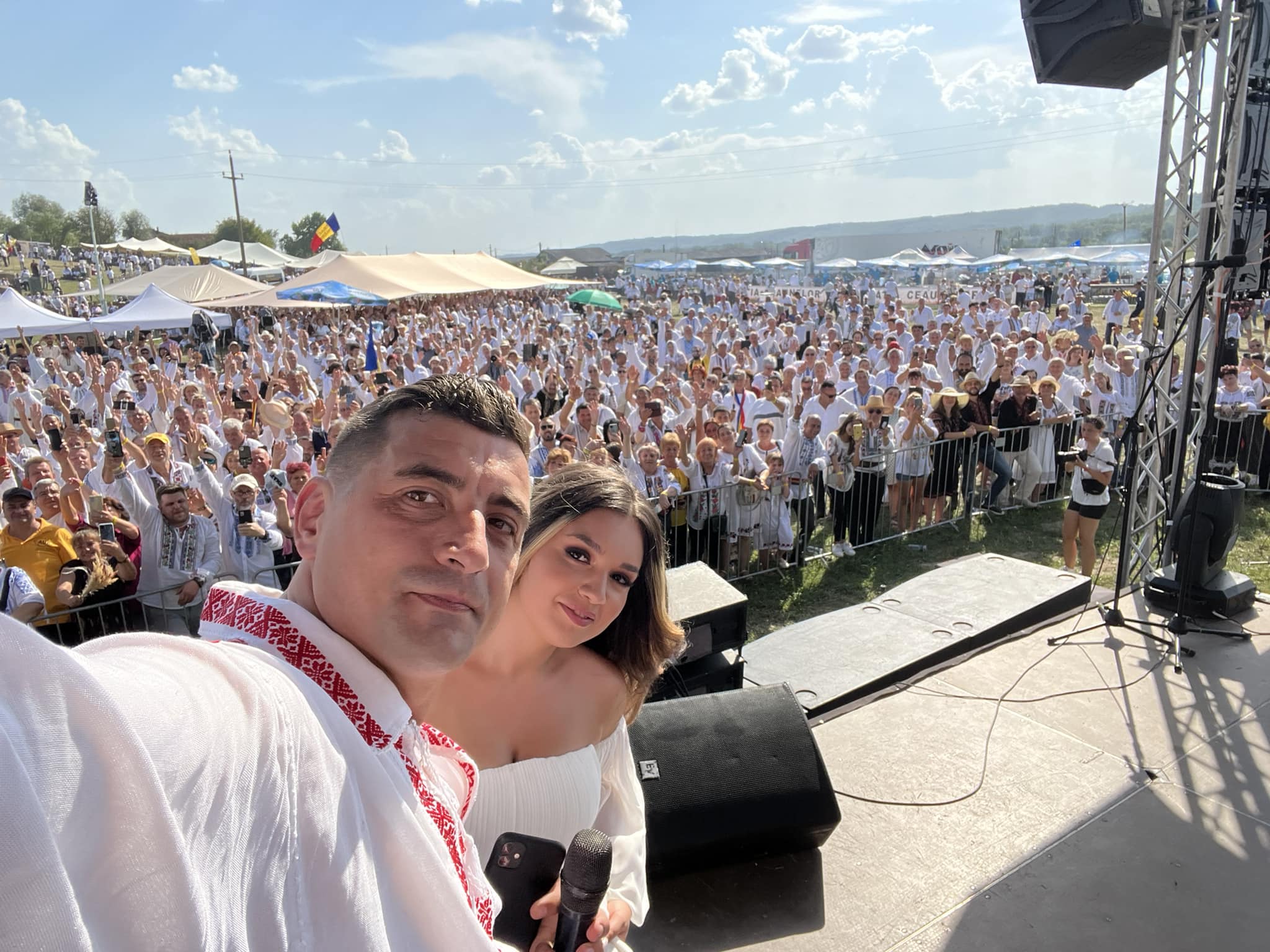 Suma astronomică pe care George Simion a primit-o în dar la nuntă. Liderul AUR și-a publicat declarația de avere