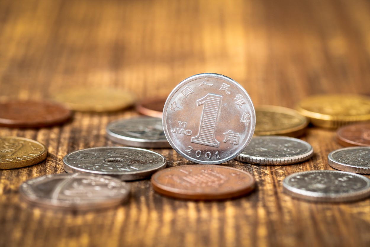 O femeie din China se închiriază unor străini „singuri și timizi” pentru 14 cenți, pentru a-i ajuta să „se simtă vii”. Ce face, de fapt