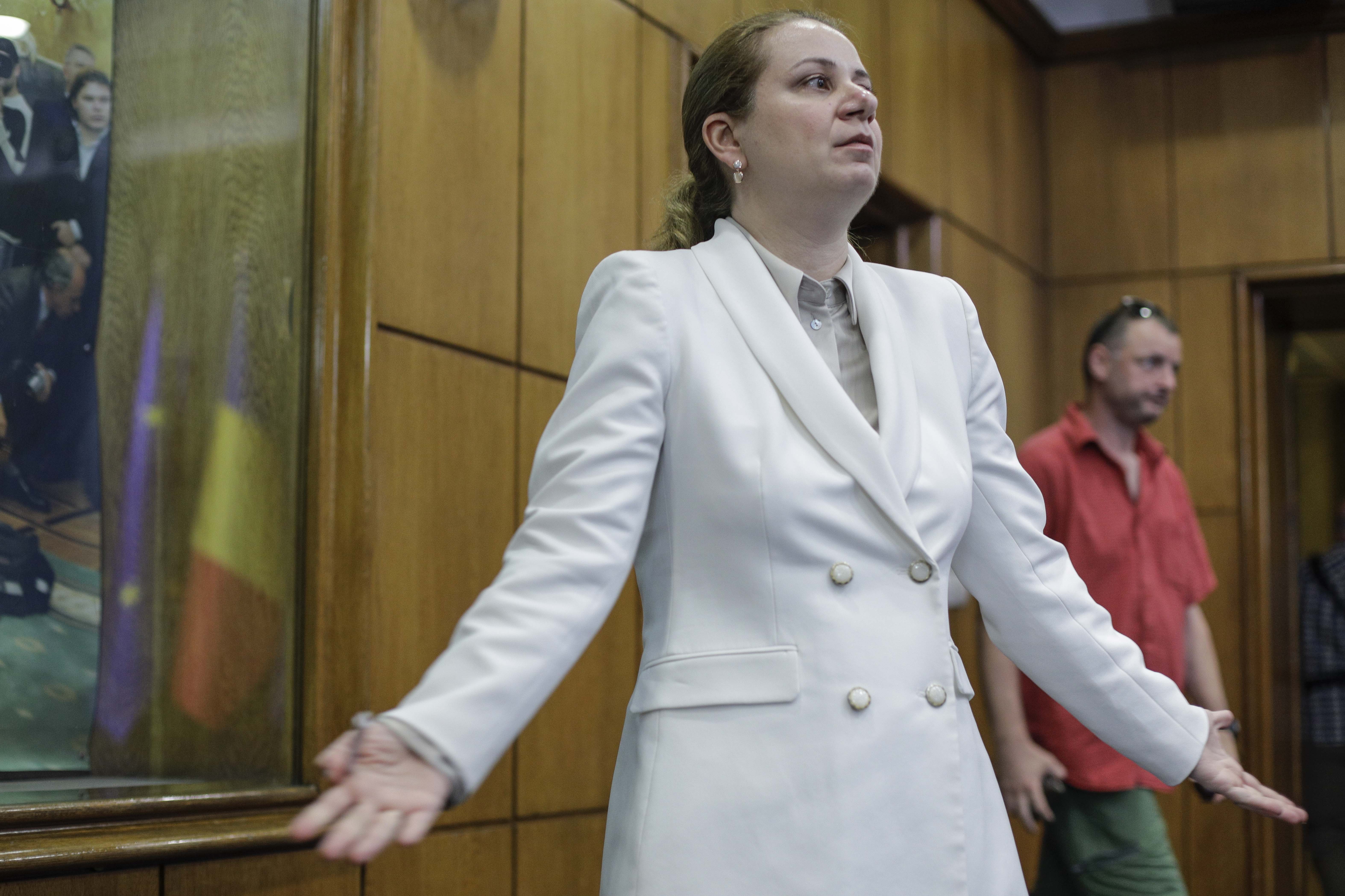 Ligia Deca: Profesorii nu vor fi sancţionaţi pentru grevă, dar nu vor fi plătiţi pentru zilele de protest