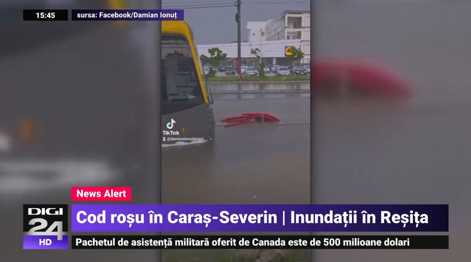 Cod roșu de ploi torențiale în vestul țării. Străzile din Reșița au fost inundate. A fost afectată circulația trenurilor