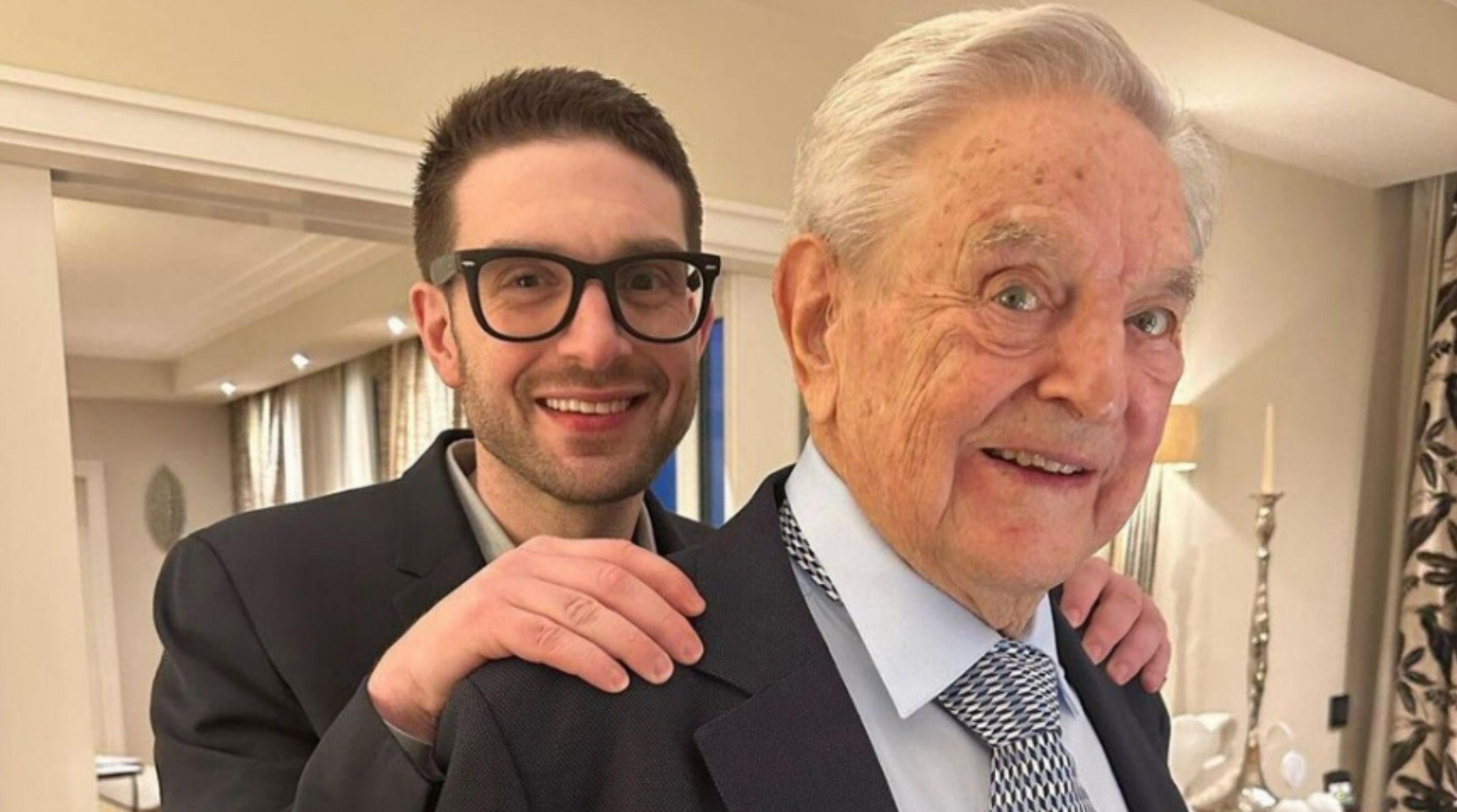 George Soros i-a predat controlul imperiului său de 25 de miliarde de dolari unuia dintre fiii lui. „O merită”