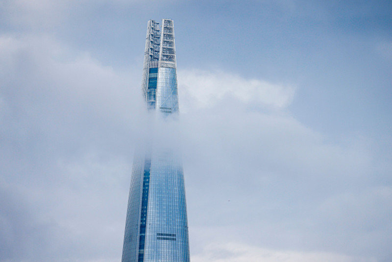 Lotte World Tower din Seul, a șasea cea mai înaltă clădire din lume. Foto: Profimedia Images