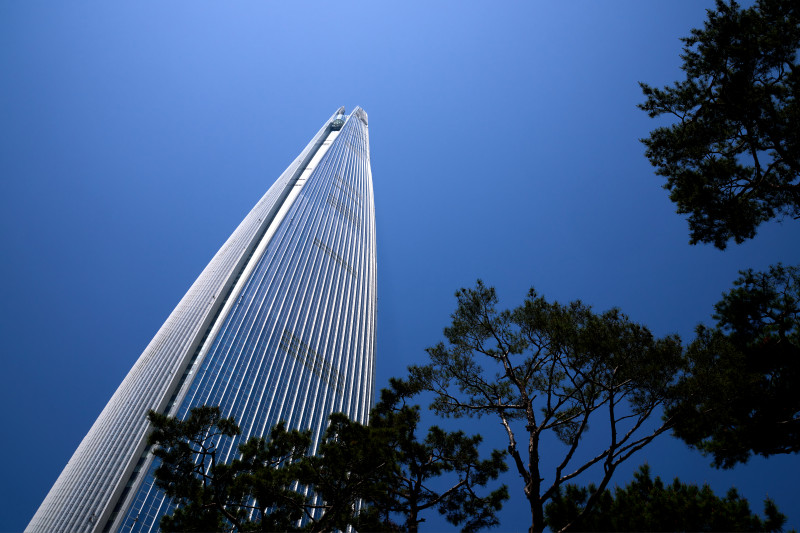 Lotte World Tower din Seul, a șasea cea mai înaltă clădire din lume. Foto: Profimedia Images