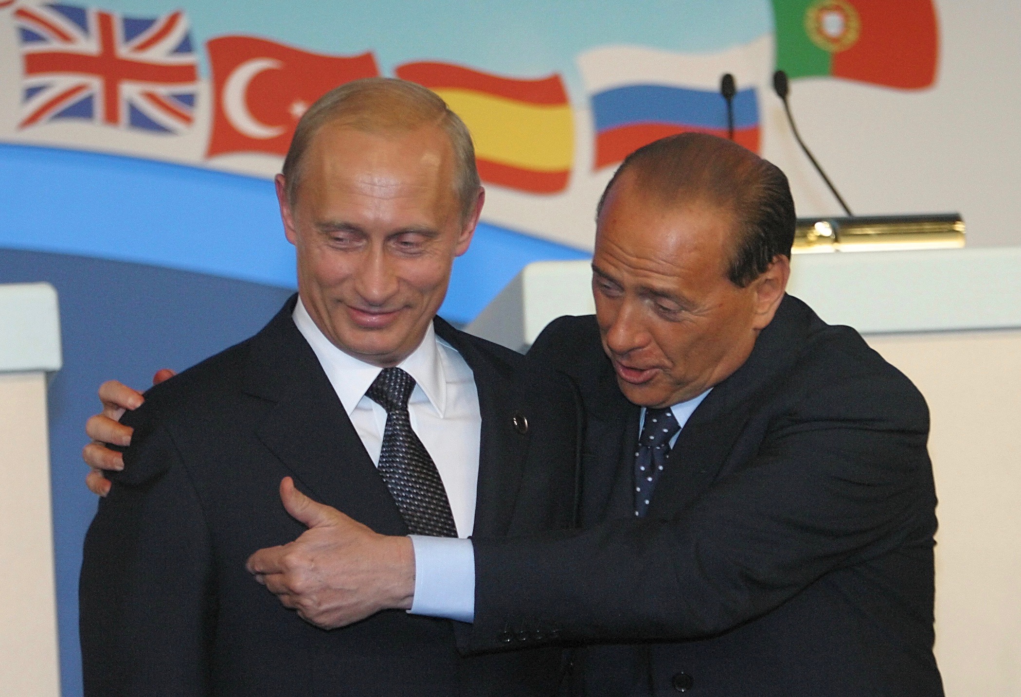 Putin deplânge moartea lui Berlusconi: „Un prieten adevărat”